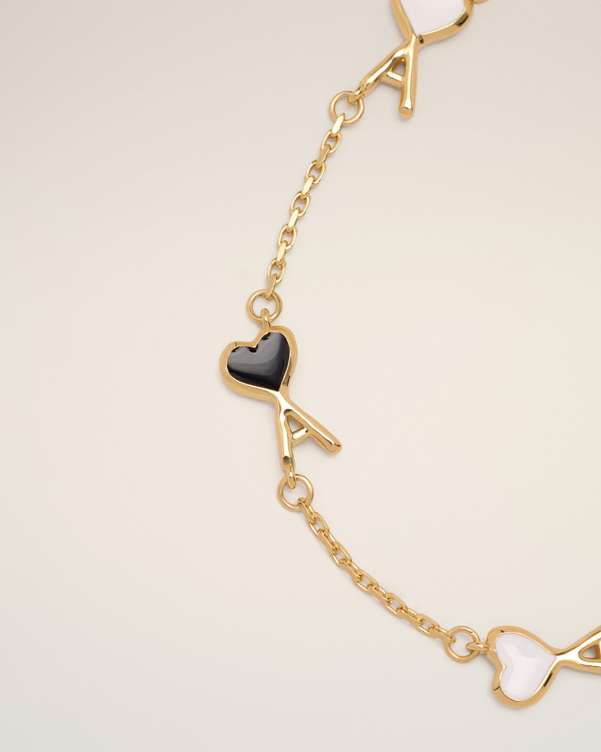 Gold brass bracelet with hammered Ami de Coeur - 6