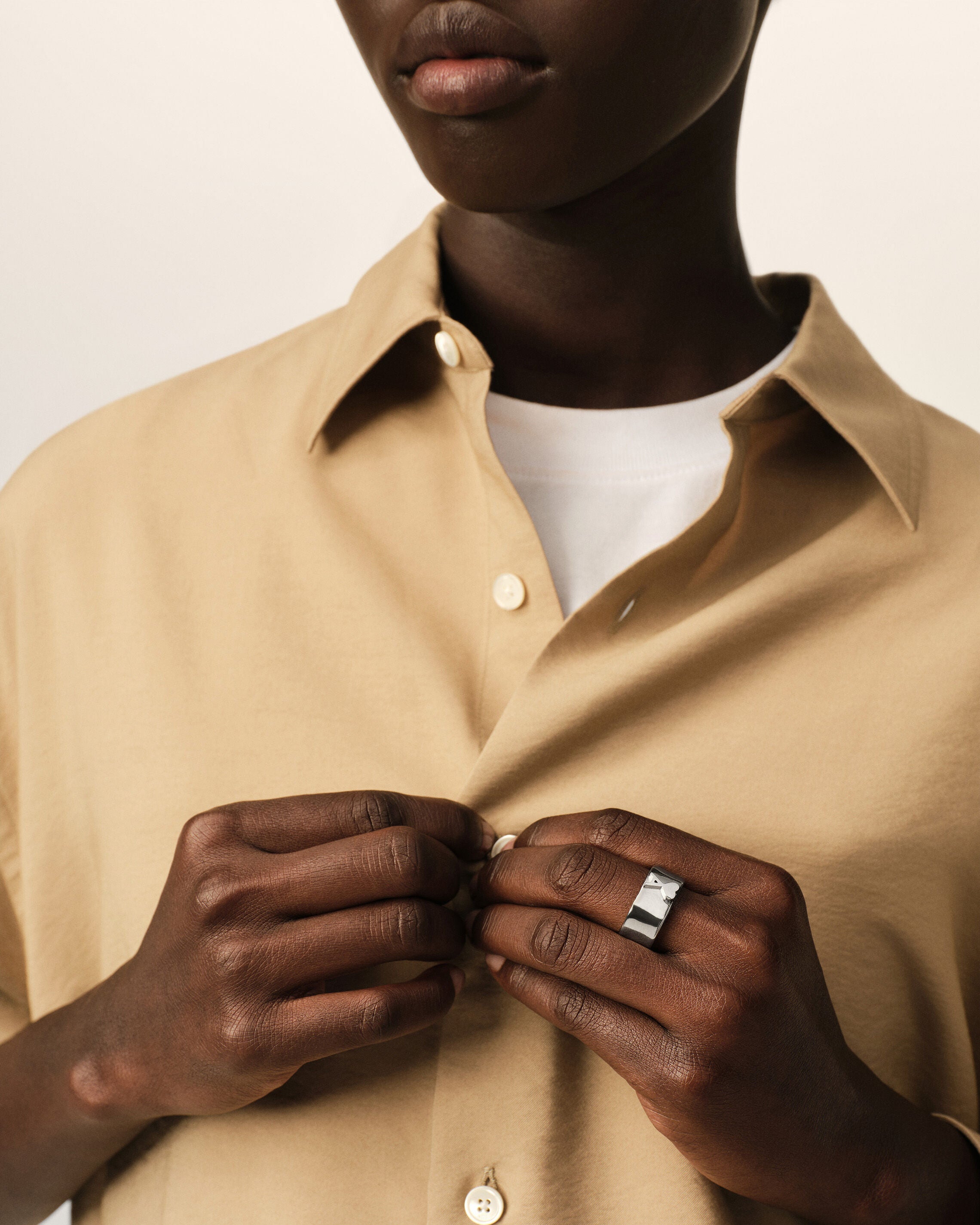 Bague argentée en laiton Ami de Coeur martelé - 6