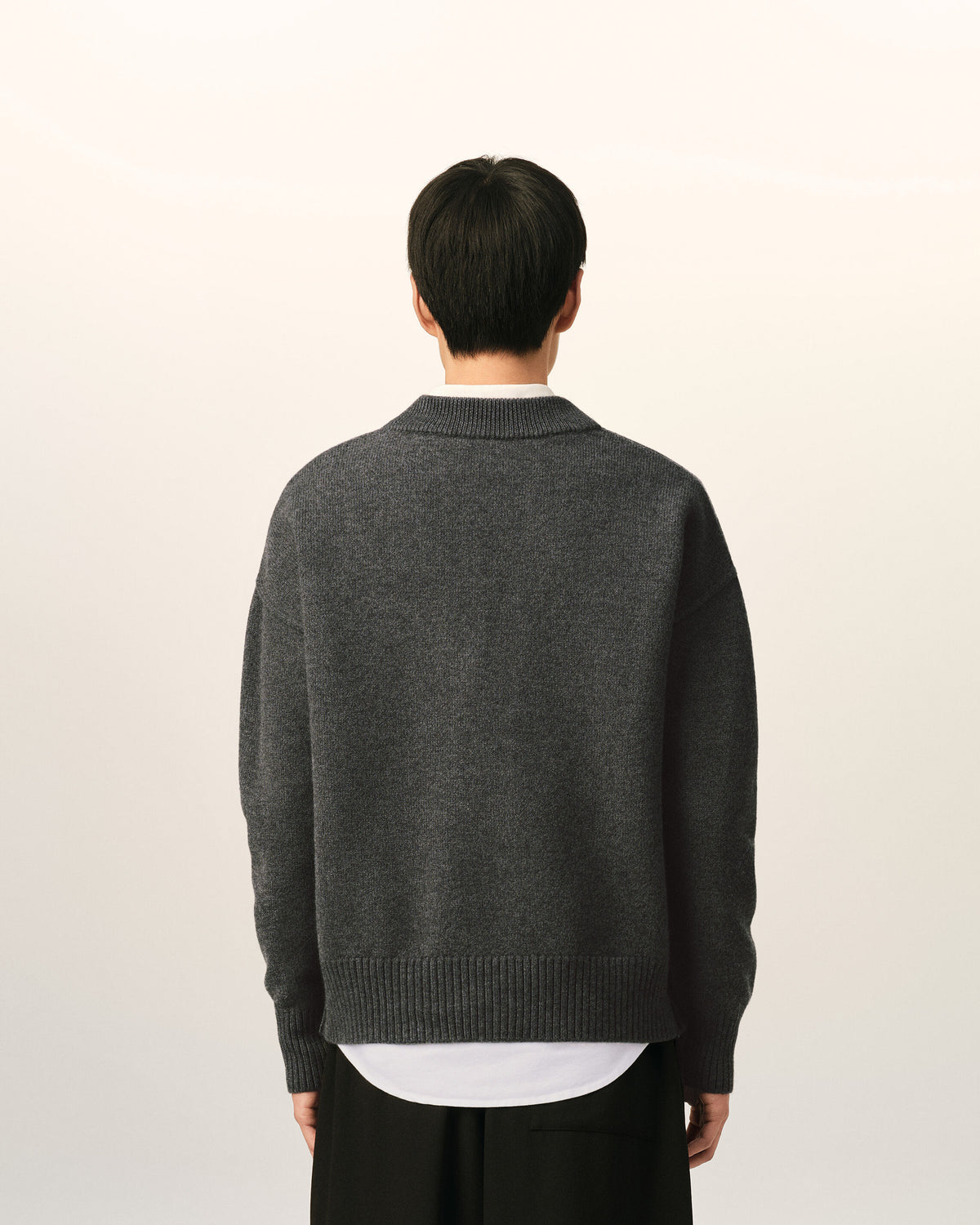 Ami de Coeur Cardigan aus grauer Wolle - 5