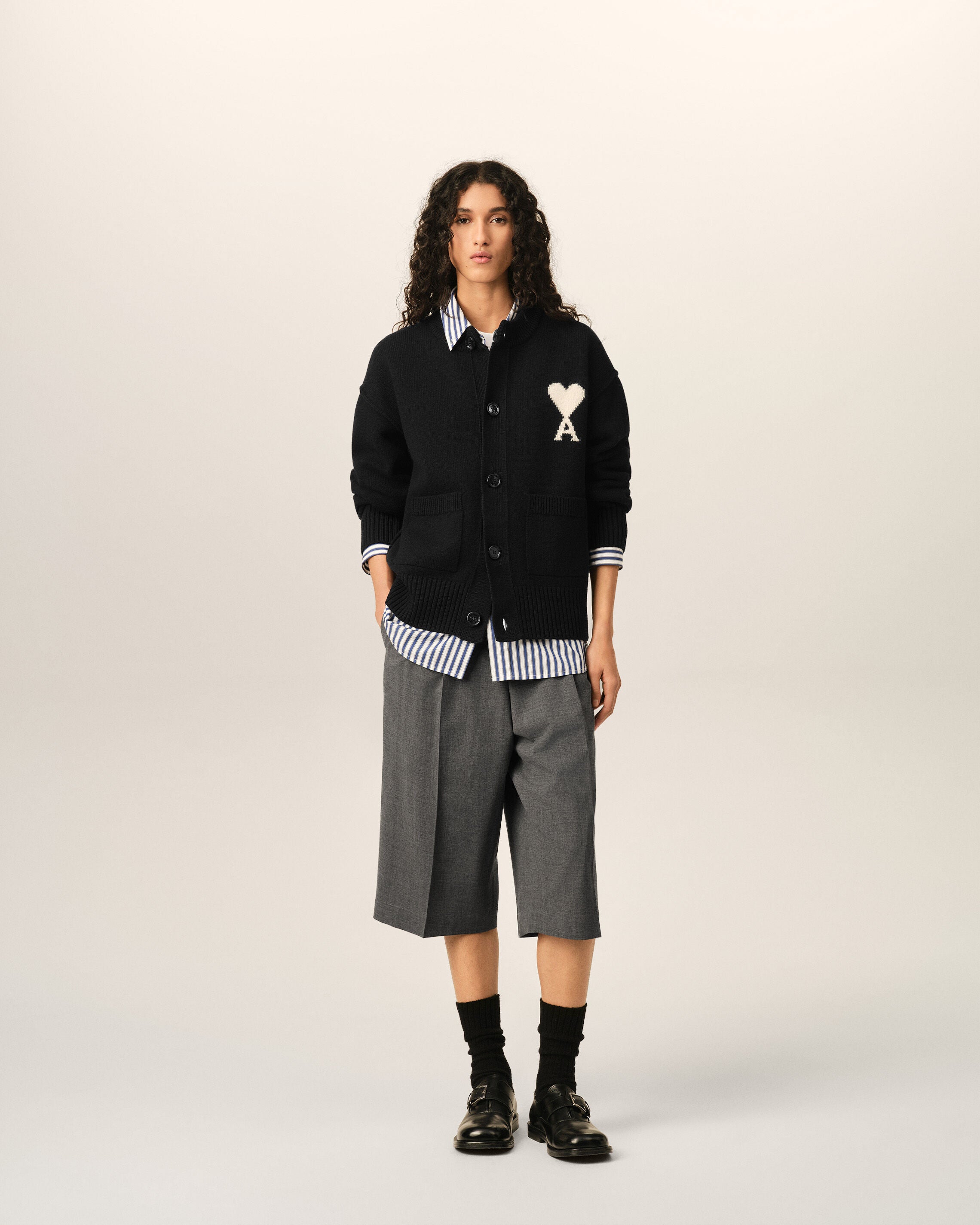 Black crewneck wool cardigan with Ami de Coeur - 9