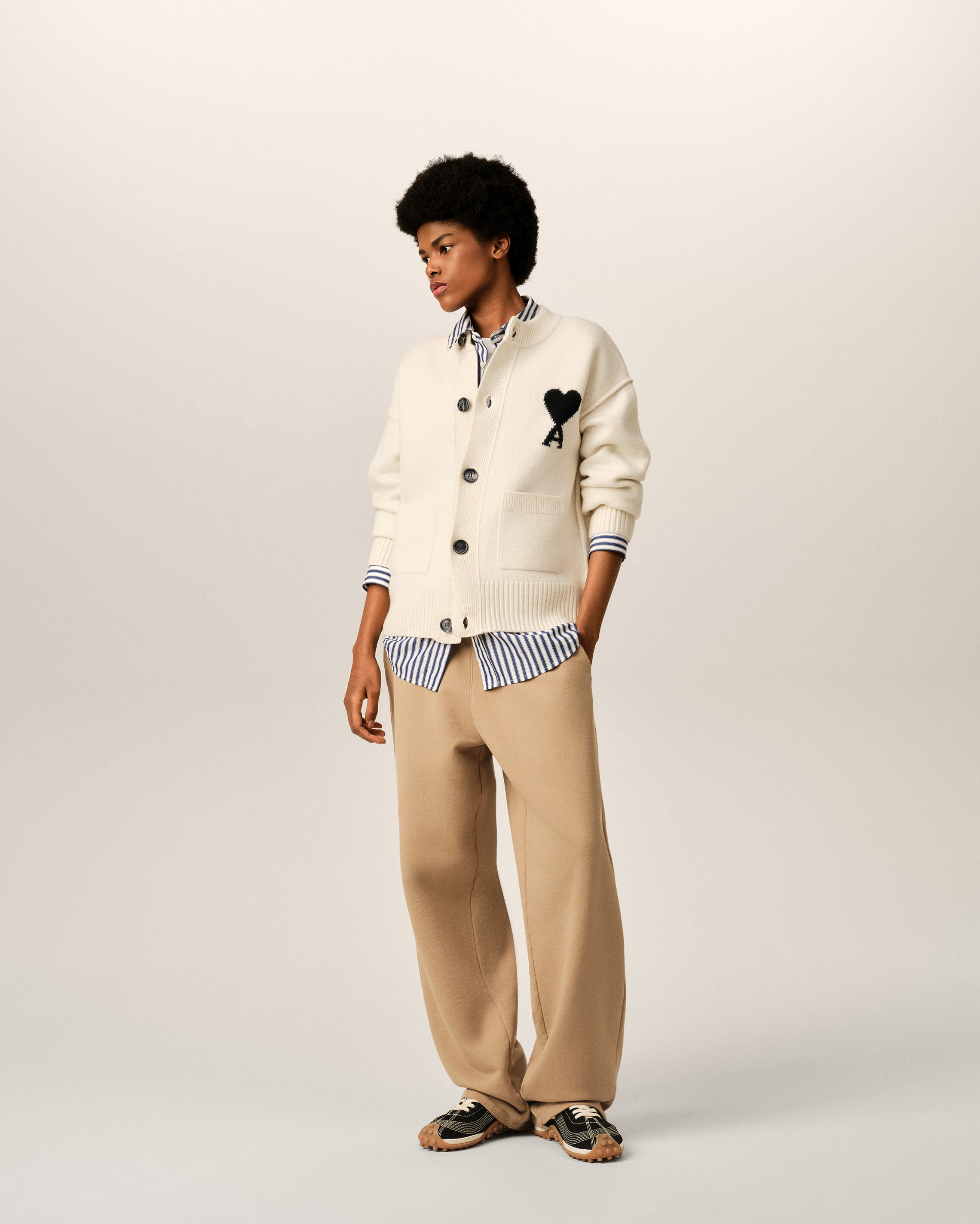 White Wool Ami De Coeur Cardigan - 9