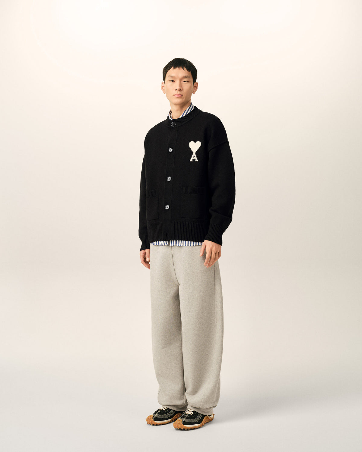 Black crewneck wool cardigan with Ami de Coeur - 6
