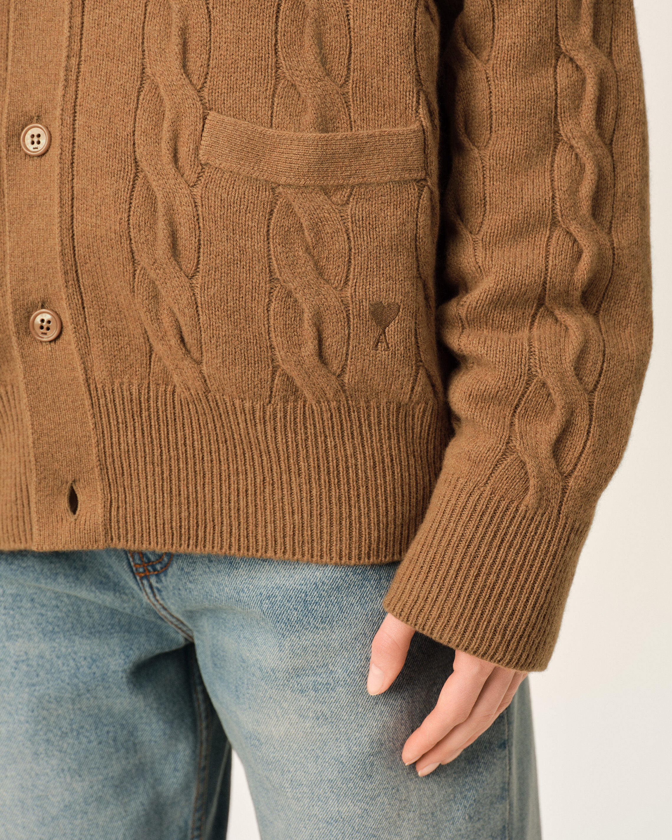 Cardigan torsadé marron en laine - 10