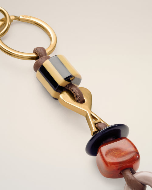 Brown Leather And Metal Ami De Coeur Pearls Keyring - 2 - Ami Paris