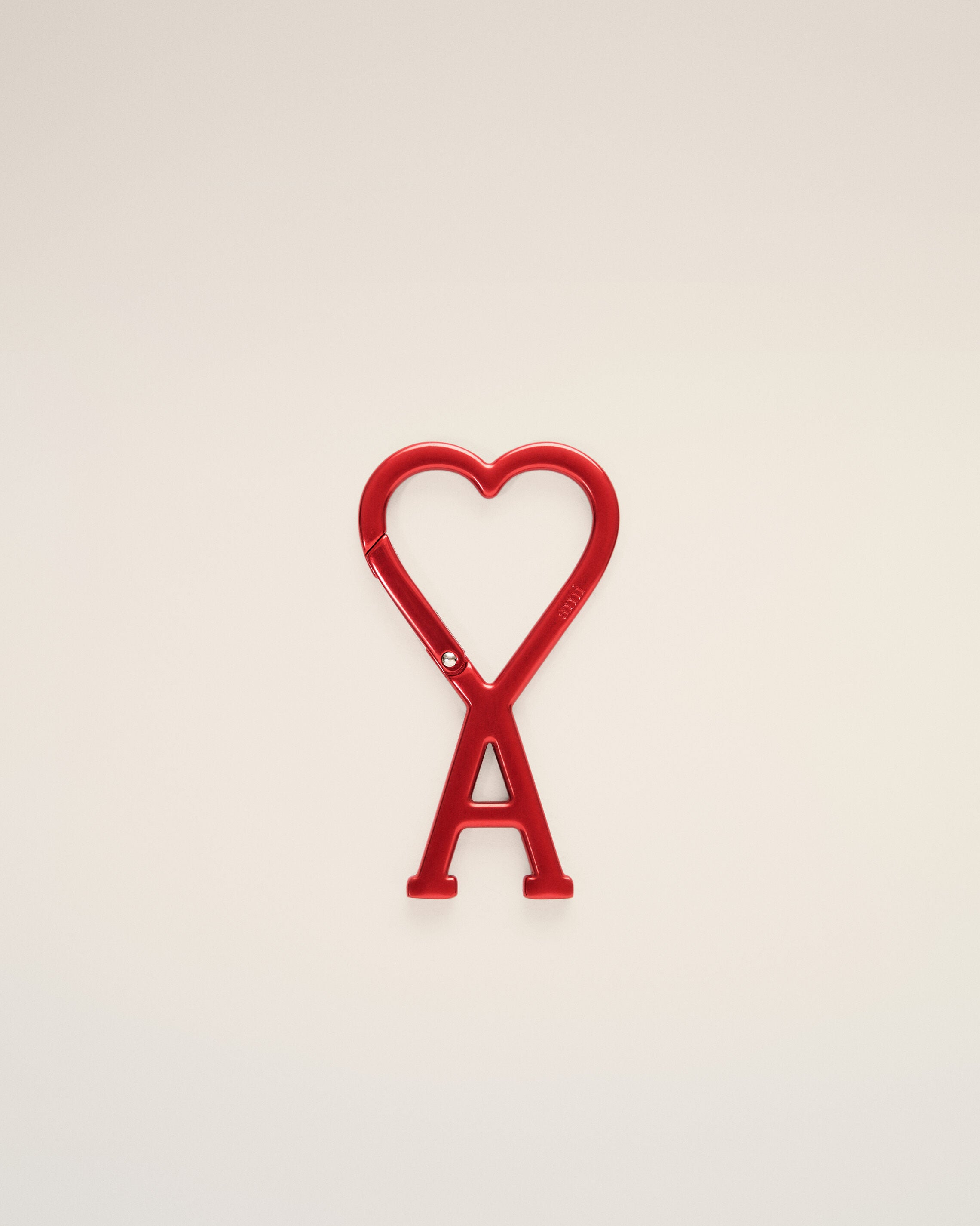 Red aluminium hook keyring with Ami de Coeur - 1