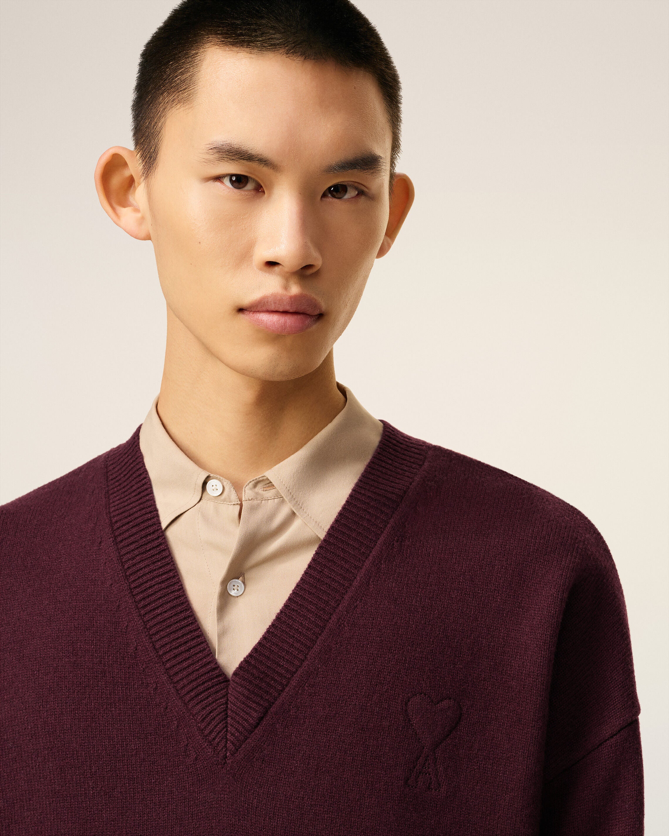 ami paris Vネックニット　asclo バーガンディ ウール Ami De Coeur Vネック セーター チェリー | AMI PARIS