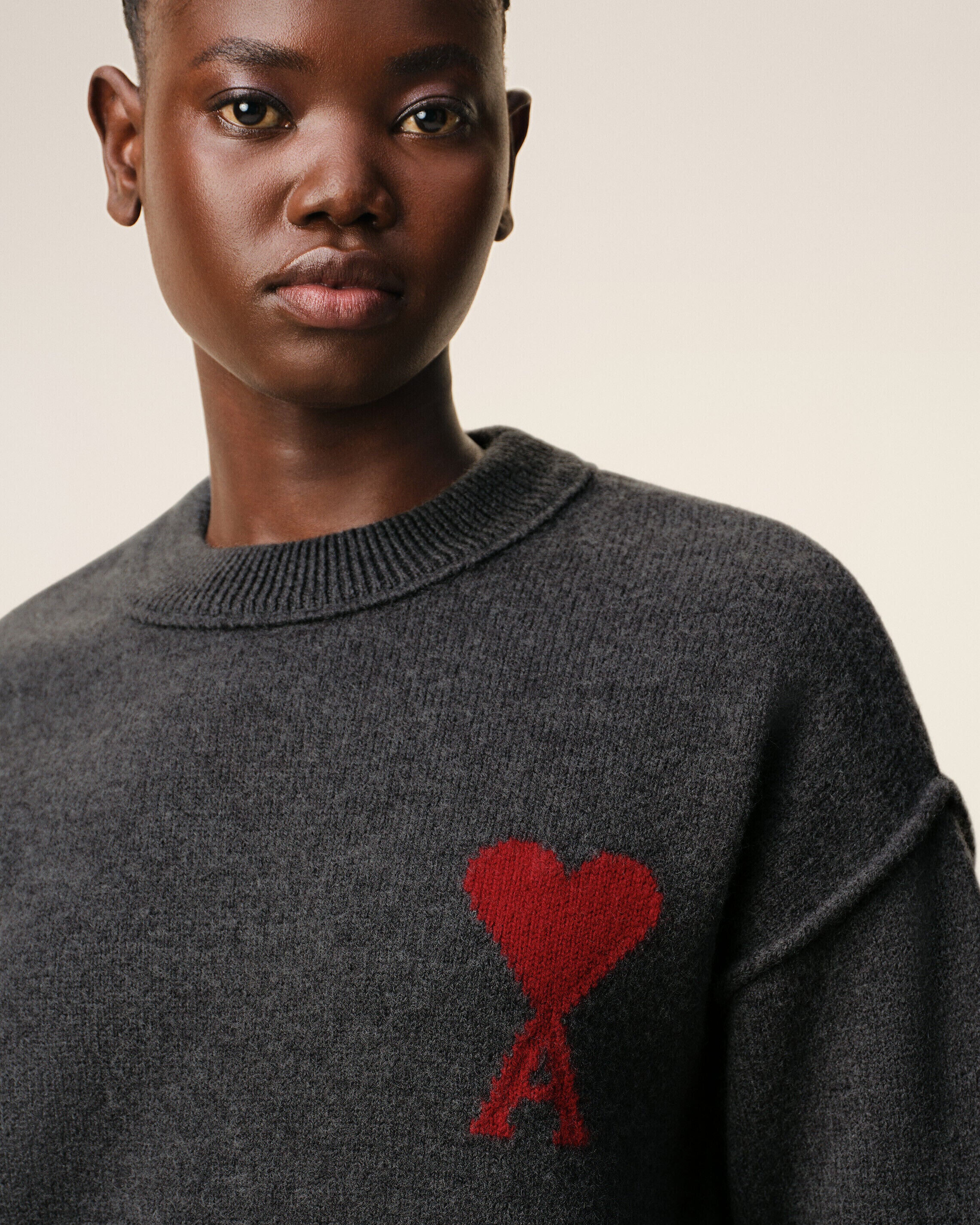 Grey Wool Crewneck Sweater With Contrasted Ami De Coeur - 10