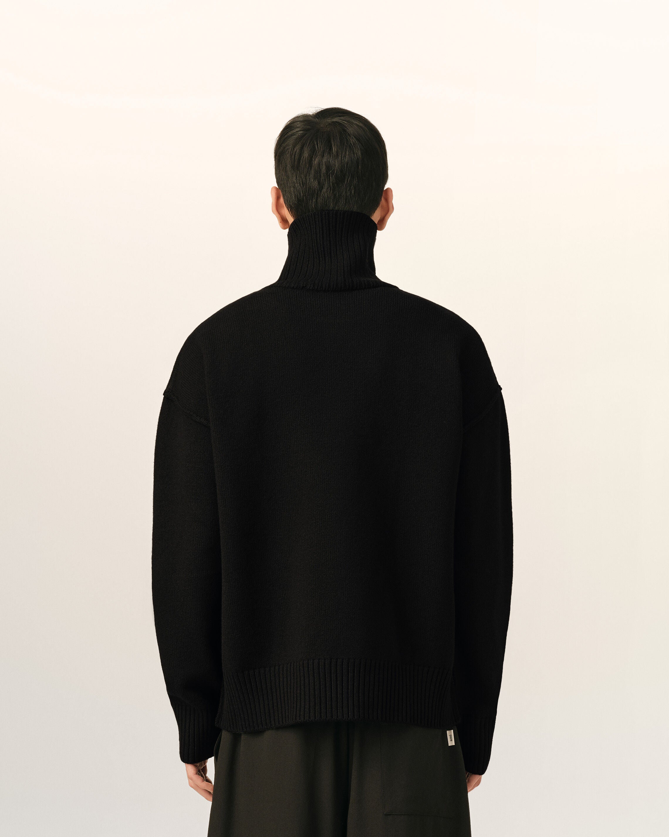 Black funell neck wool sweater with Ami De Coeur - 5