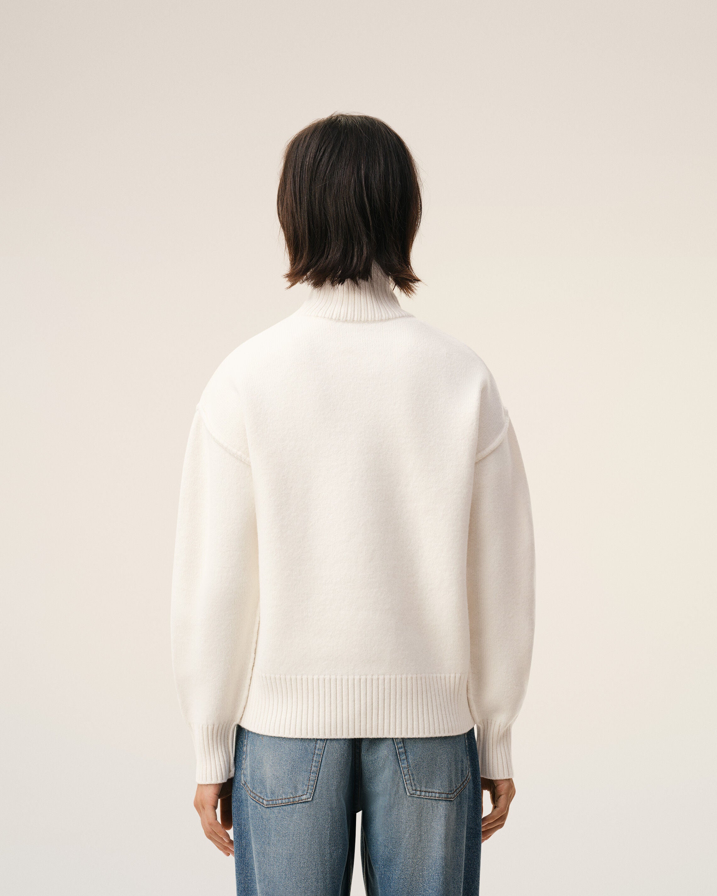 Natural Wool Funnel Neck Sweater With Contrasted Ami De Coeur - 11
