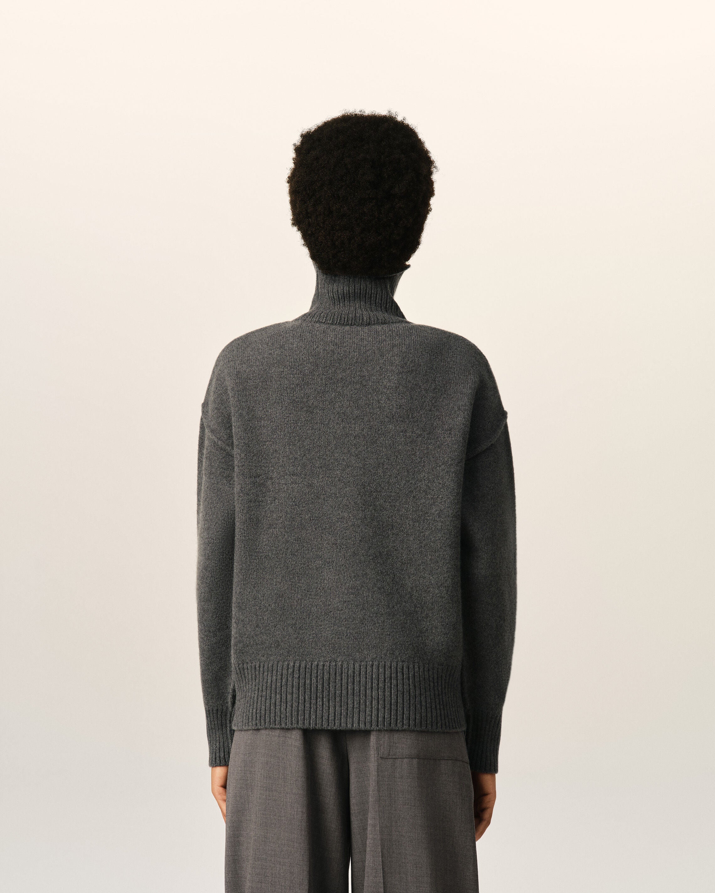 Grey funell neck wool sweater with Ami De Coeur - 11