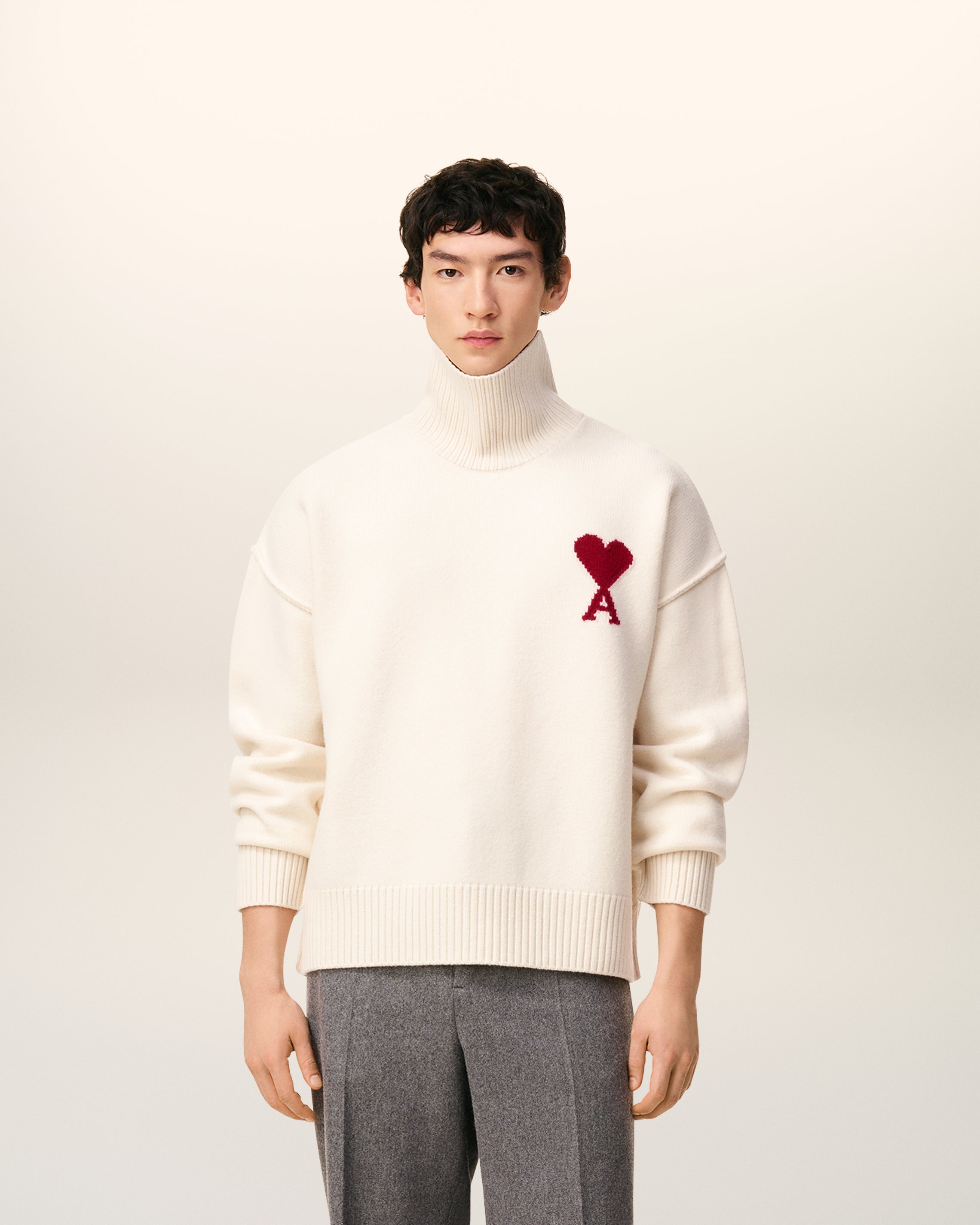 ホワイト ウール Ami De Coeur ファネルネック セーター オフホワイト