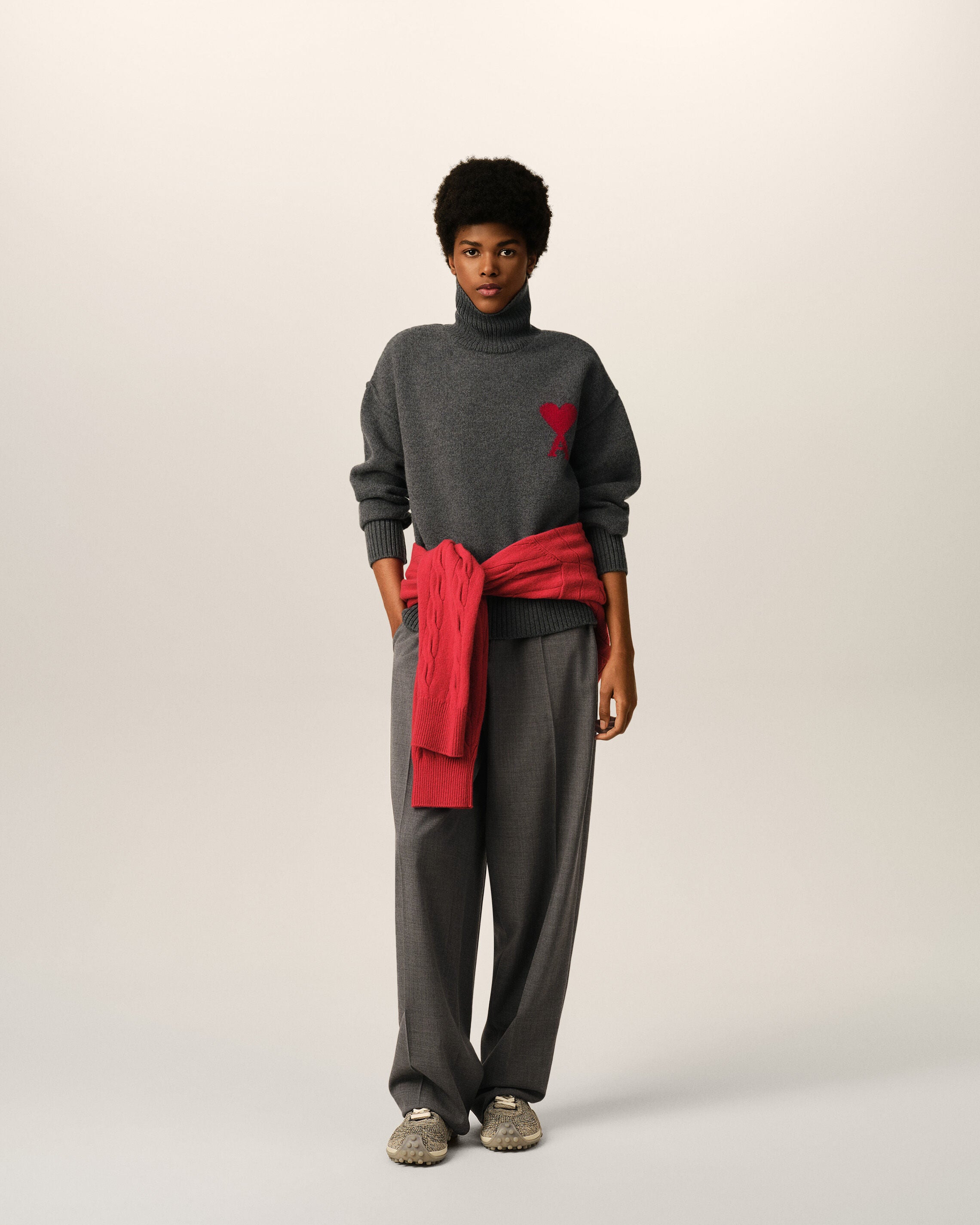 Grey funell neck wool sweater with Ami De Coeur - 9