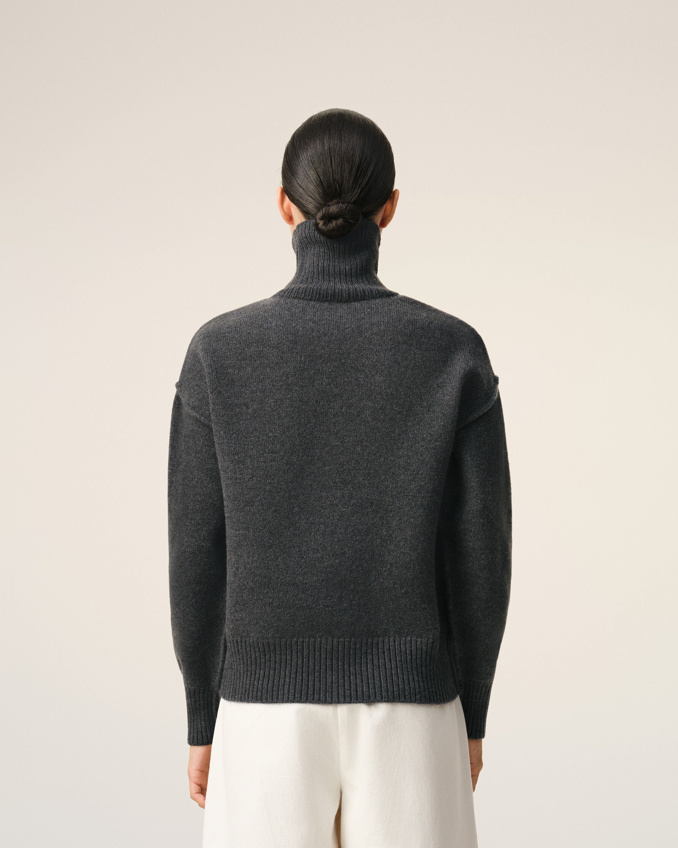 Grey Wool Funnel Neck Sweater With Contrasted Ami De Coeur - 11