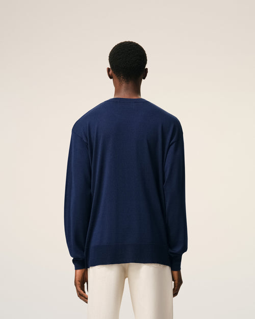 Pull Bleu Col Rond Ami De Coeur en Laine Fine - 5 - Ami Paris