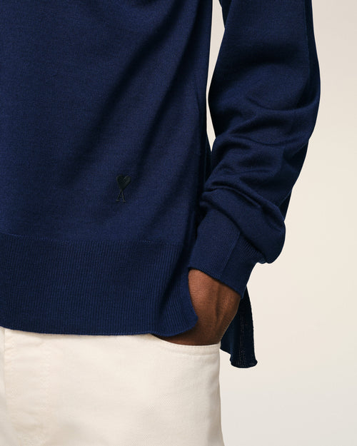Pull Bleu Col Rond Ami De Coeur en Laine Fine - 4 - Ami Paris