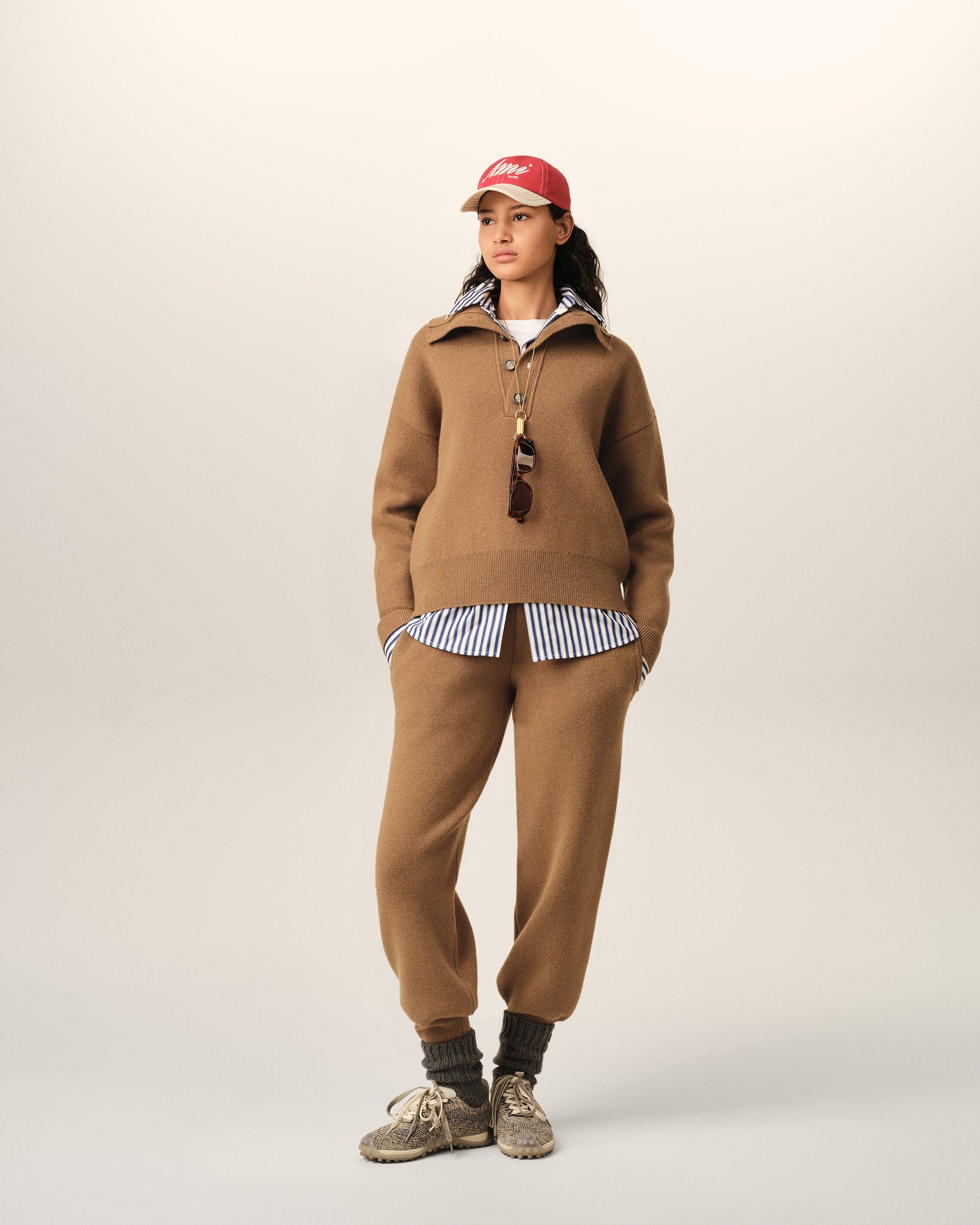 Brown high buttoned collar wool sweater - 9