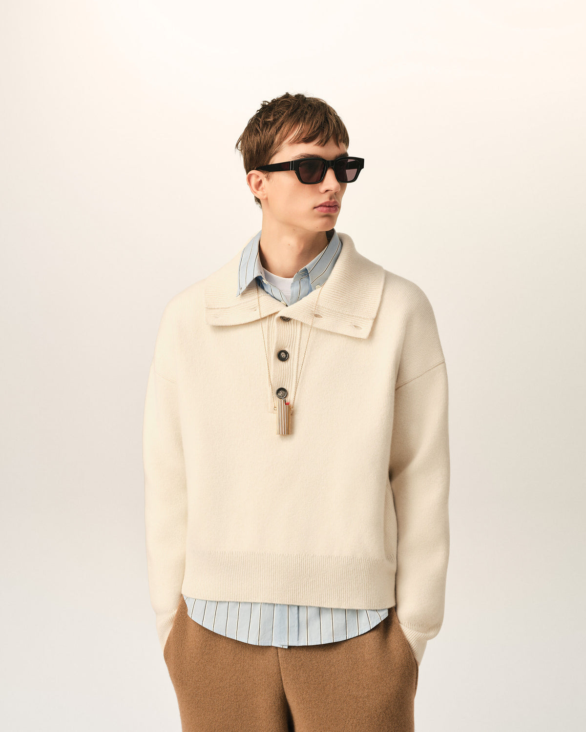 Pull blanc col montant boutonné en laine - 2