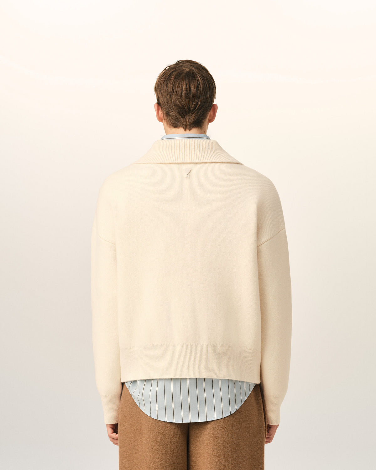 Pull blanc col montant boutonné en laine - 5