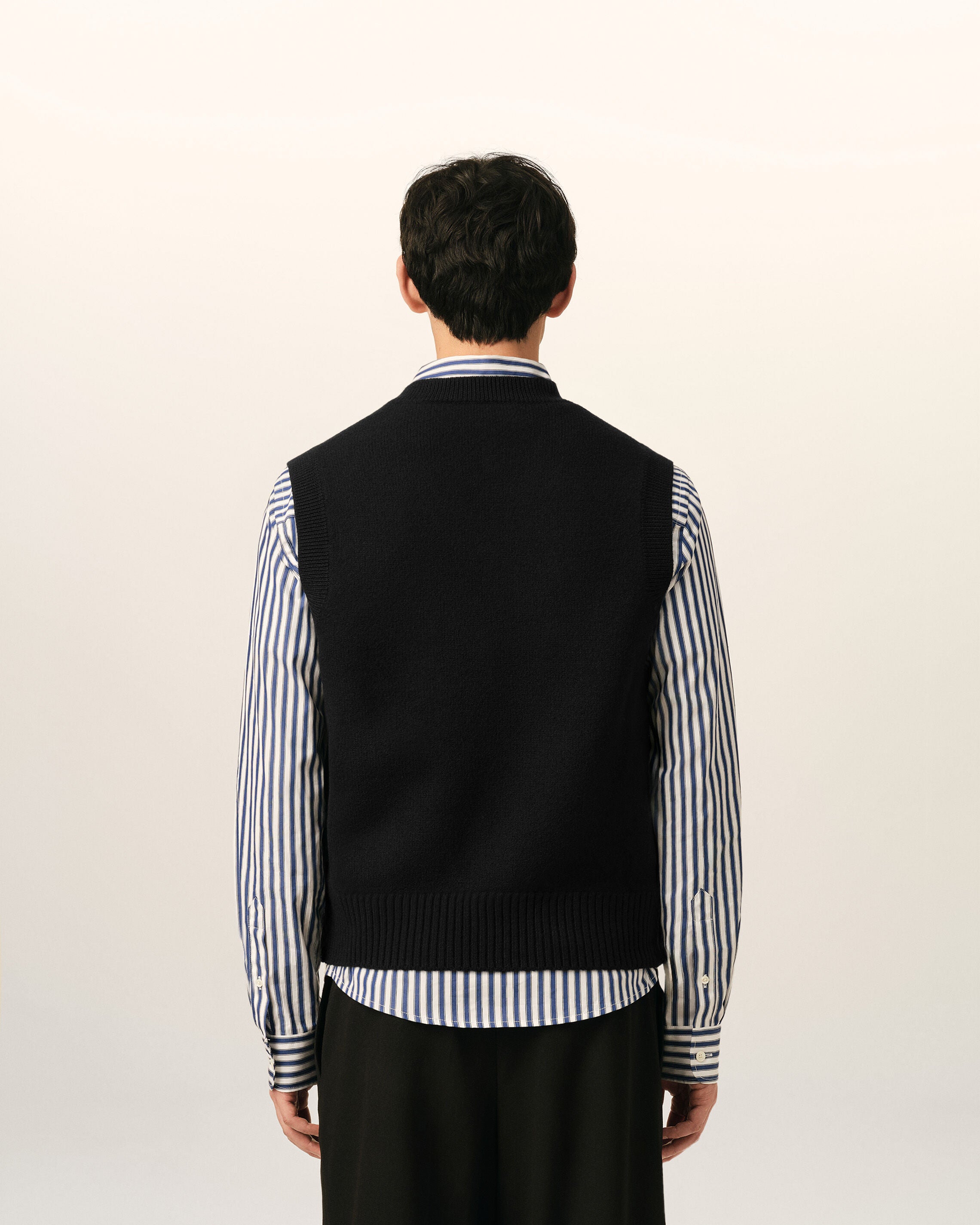 Black sleeveless wool sweater with Ami de Coeur - 5