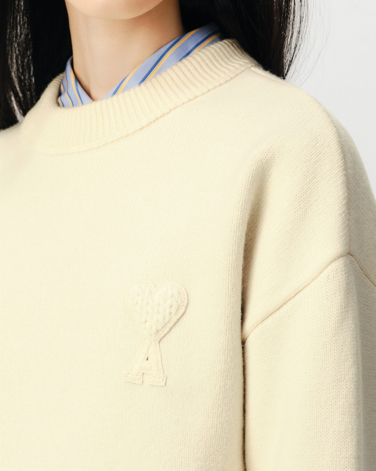 White wool sweater with Ami de Coeur patch - 10