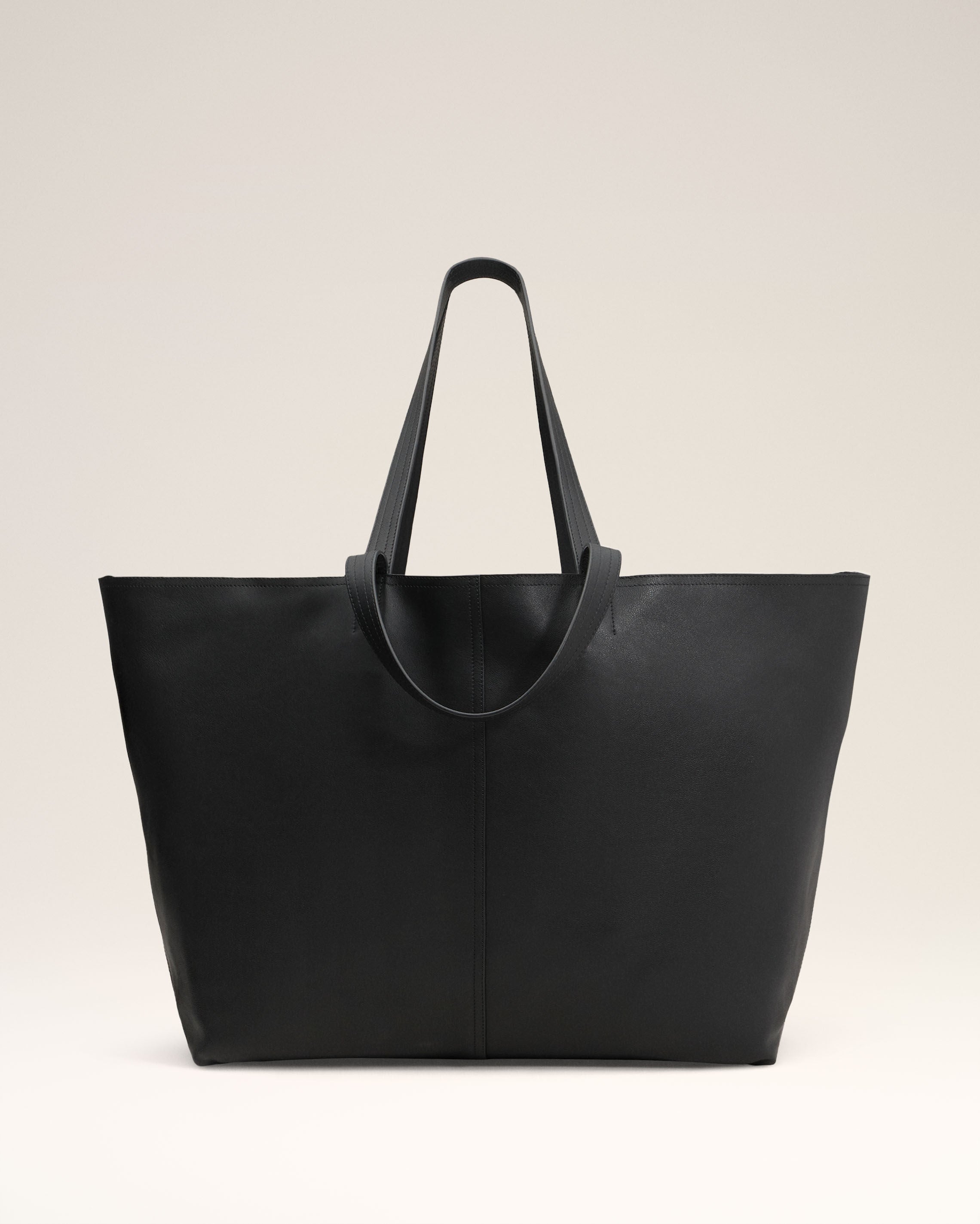 BLACK Midi Maxi Tote Bag | AMI PARIS