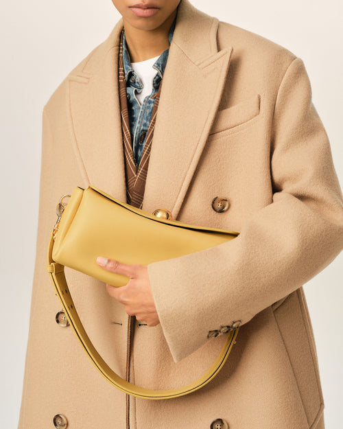                             Sac Carrousel jaune en cuir de veau - 3                         - Ami Paris