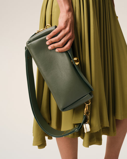                                     Sac Carrousel Vert en Cuir De Veau - 3                                 - Ami Paris