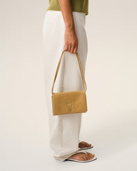 ULL164.AL0052.A086_F_2