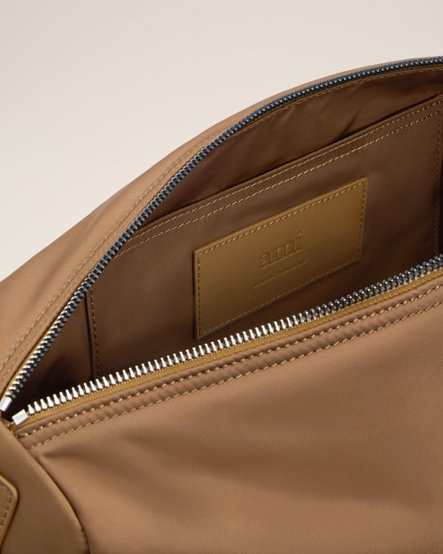 Bolso grande Marcel de lona de nailon marrón - 12 - Ami Paris