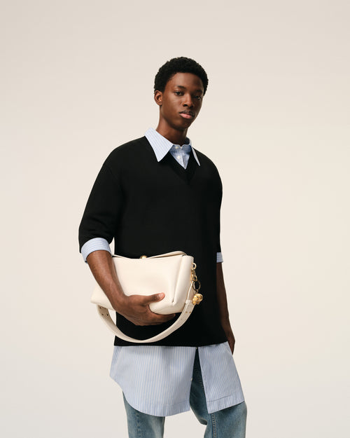 Sac Carrousel Moyen Blanc en Cuir De Veau - 2 - Ami Paris