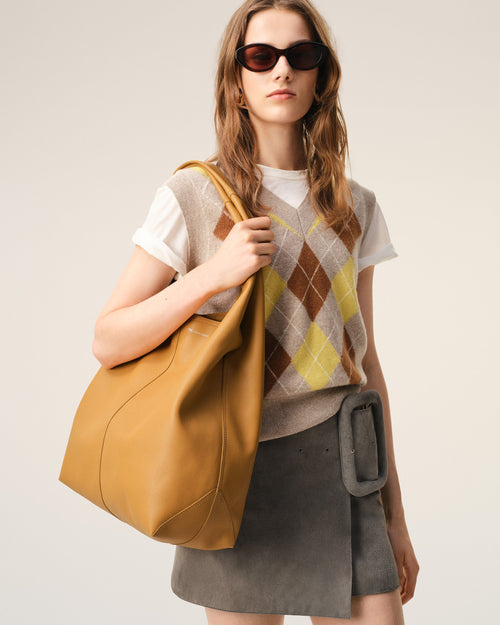                             Yellow Taurillon Leather Etienne Hobo Bag - 3                         - Ami Paris