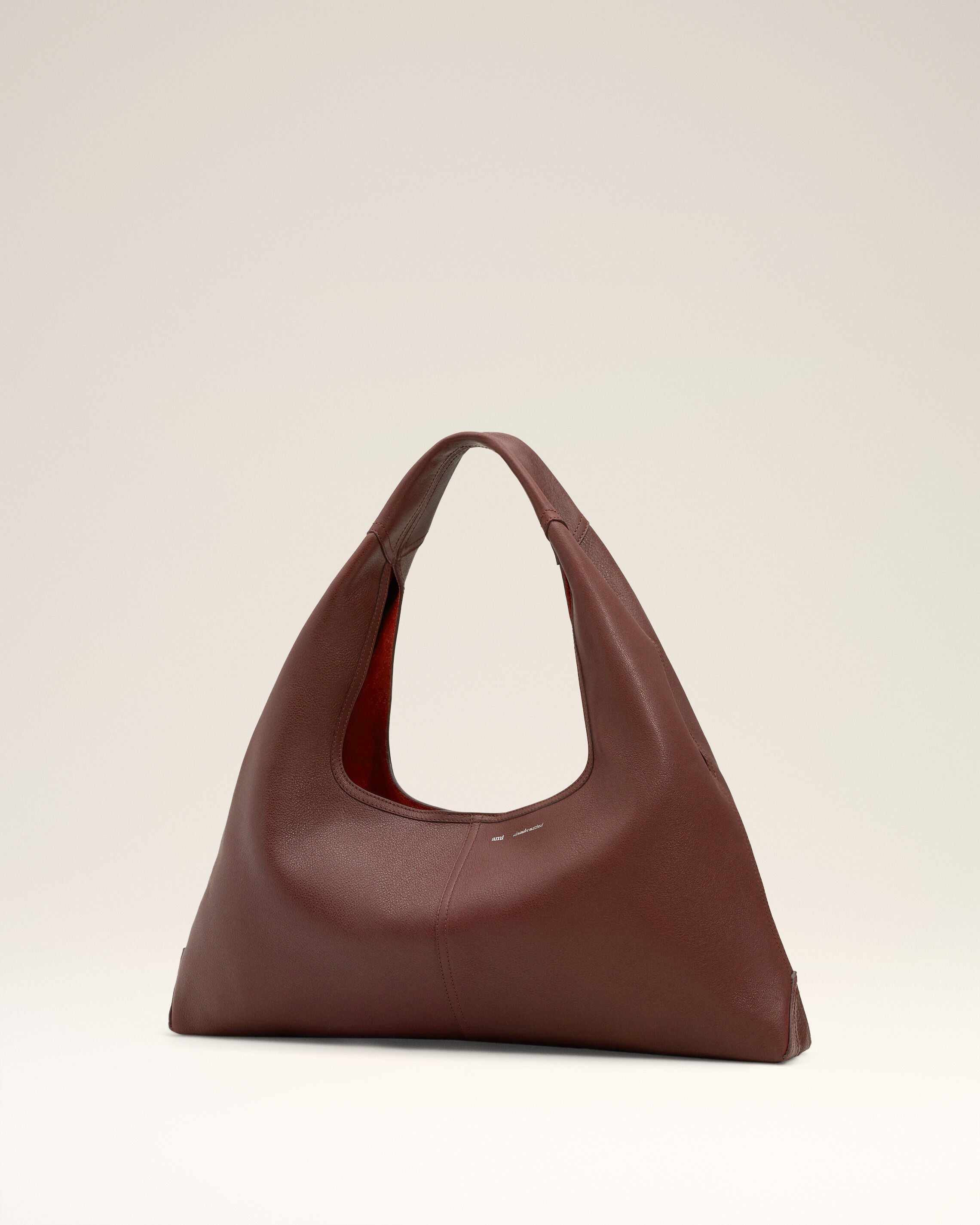 Etienne Schultertasche aus geschmeidigem Leder in Burgundy - 10