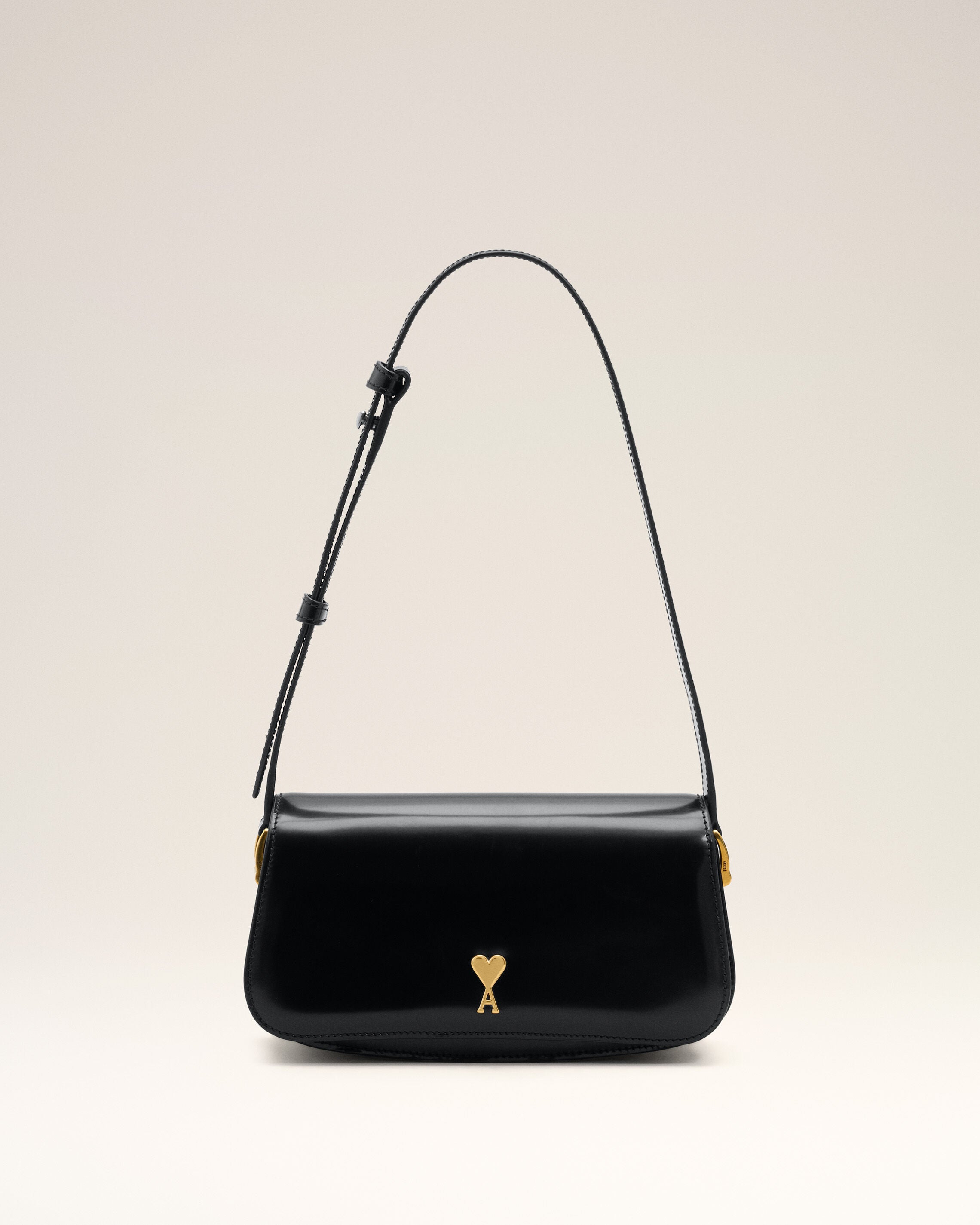 ブラック カウレザー Paris Paris ショルダーバッグ ブラック | Ami Paris