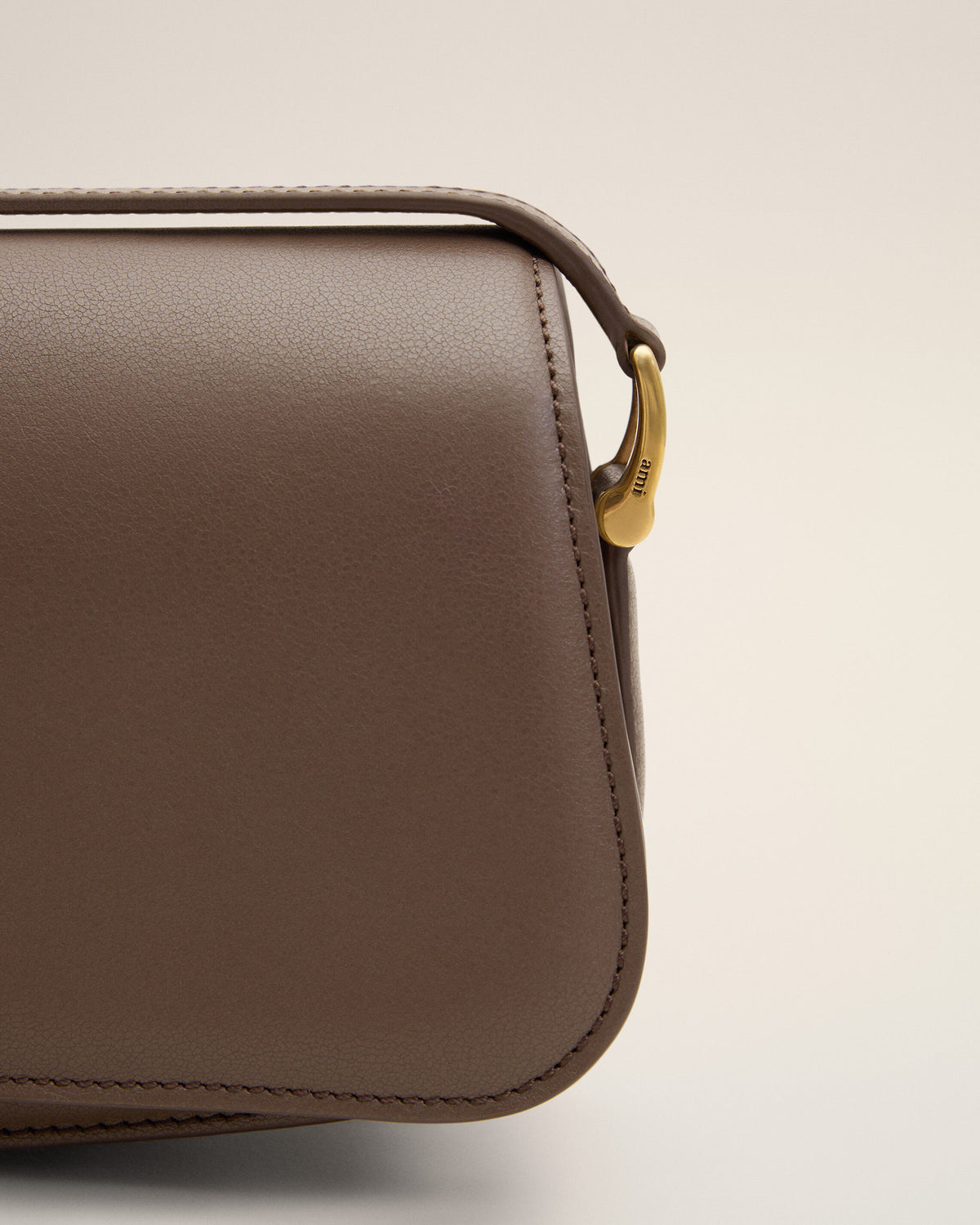 Brown cowhide leather Paris Paris shoulder bag - 11