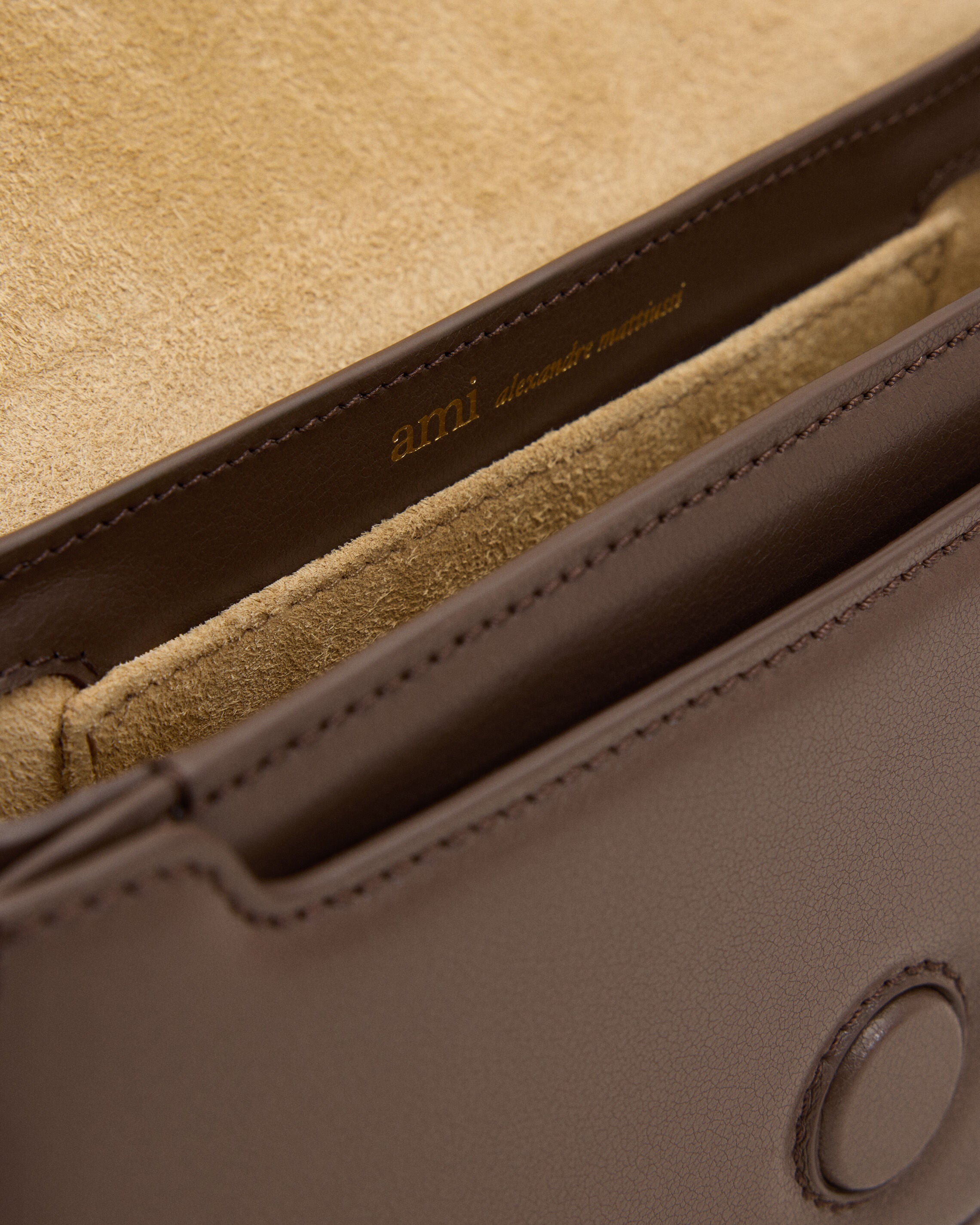 Brown cowhide leather Paris Paris shoulder bag - 6
