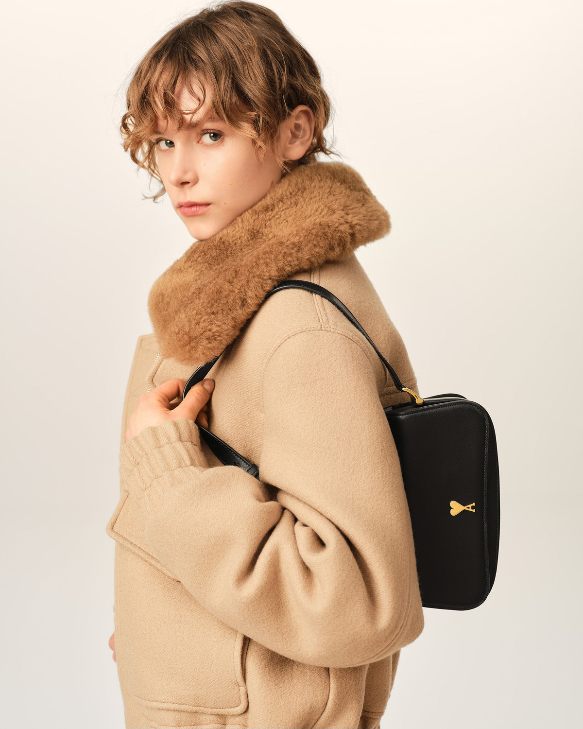 Black cowhide leather Paris Paris shoulder bag - 8