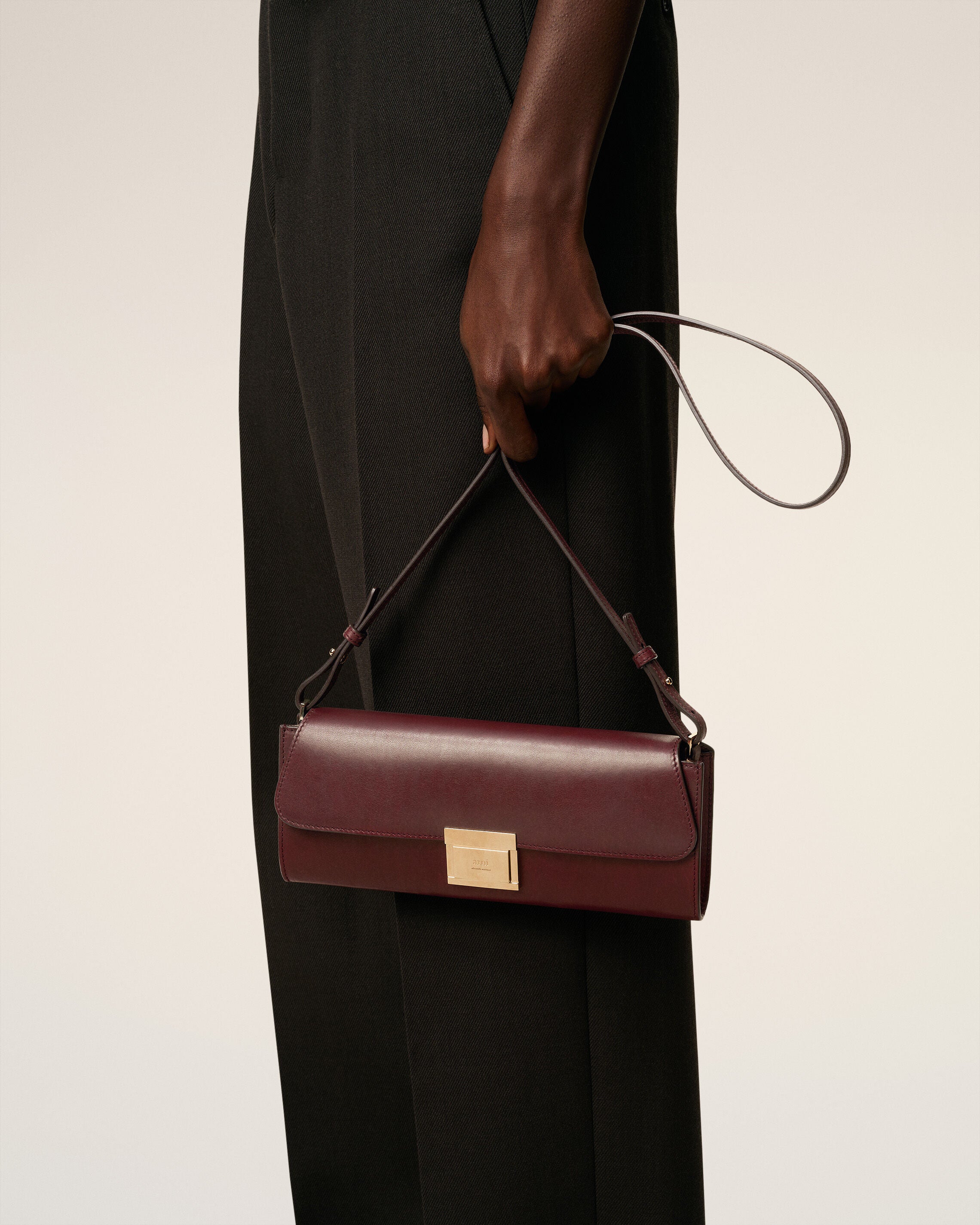 Pochette Mimi in pelle liscia bordeaux - 8