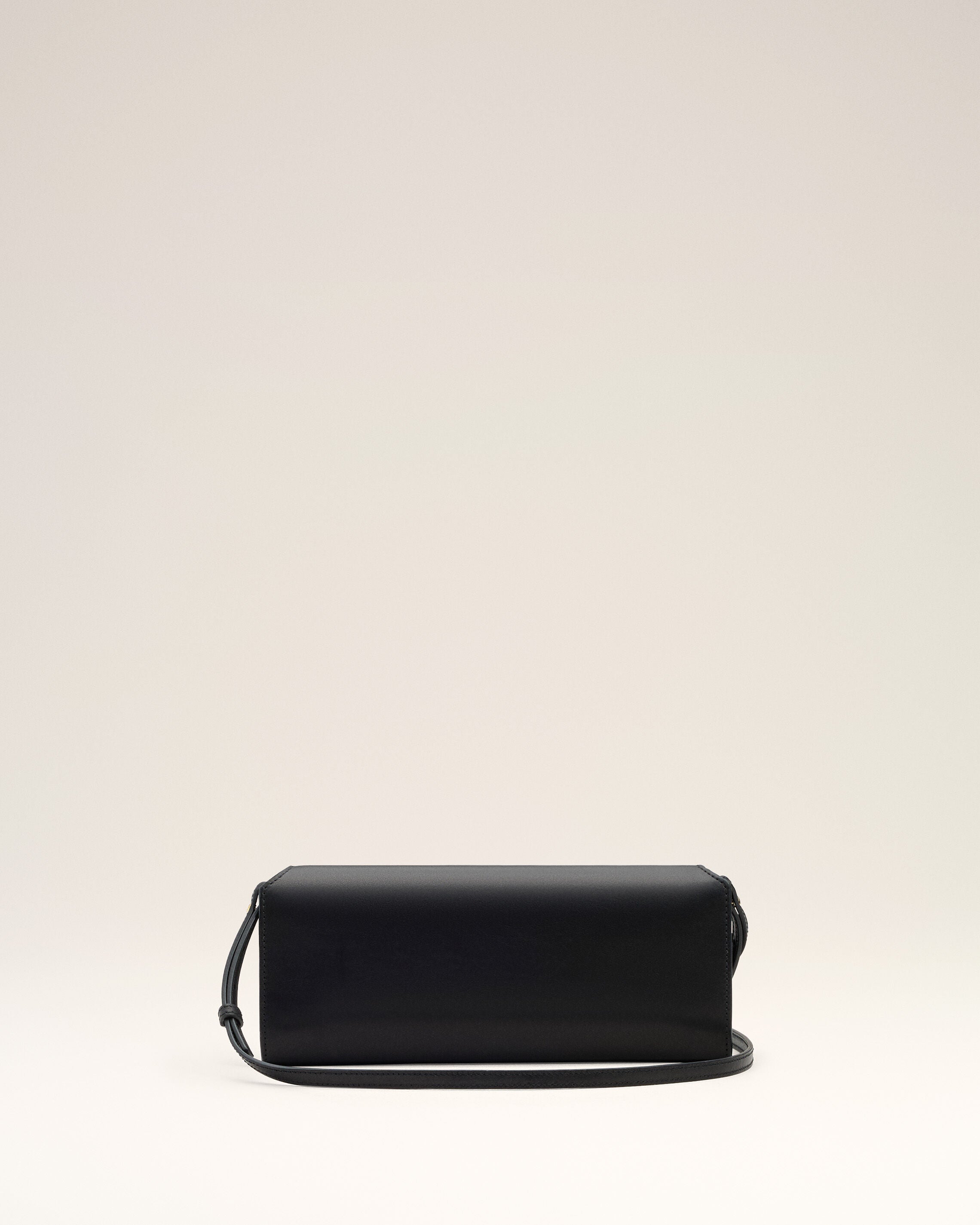 Black Cow Leather Mimi Pouch - 11