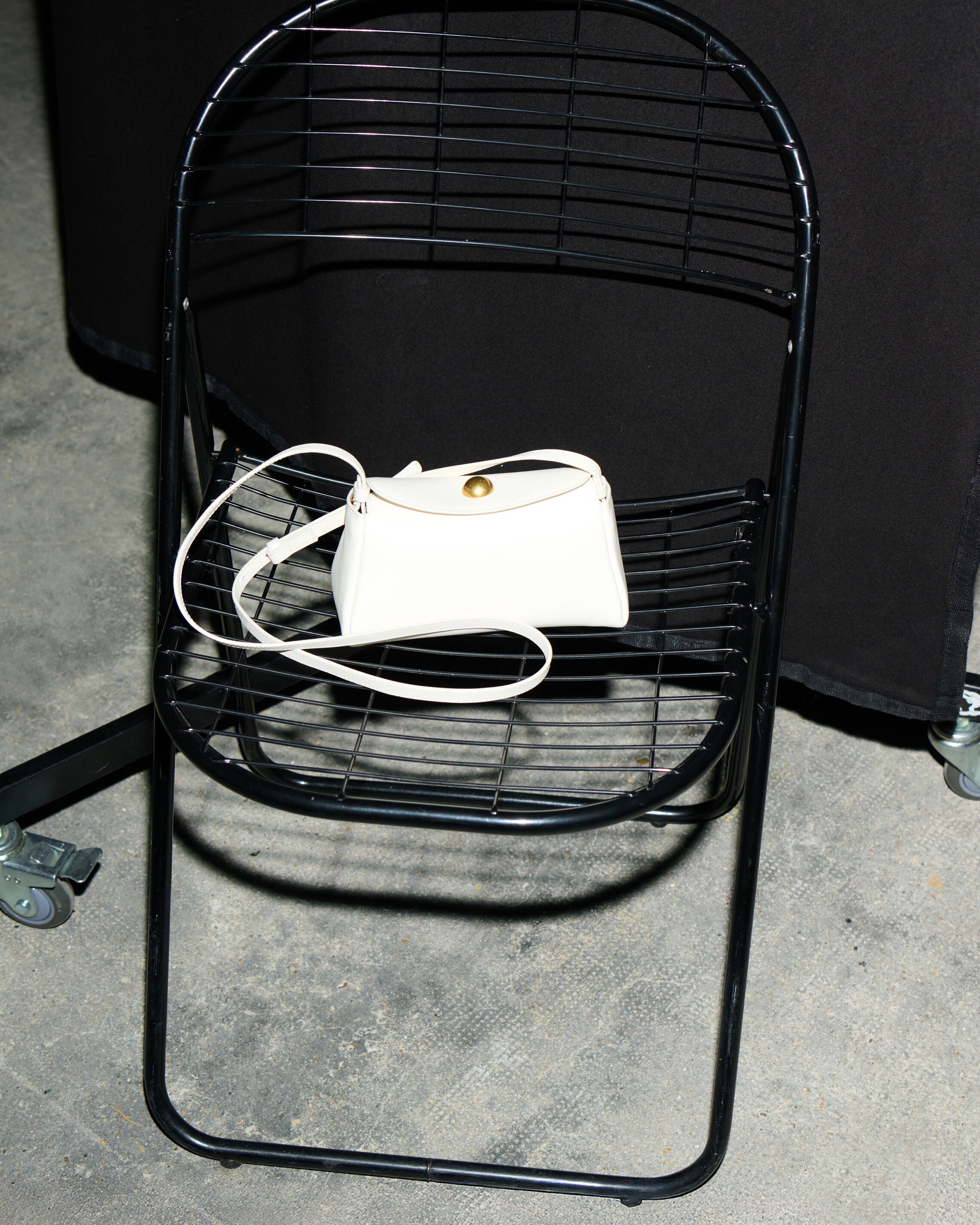 Bolso mini Carrousel de piel de vaca blanca - 18