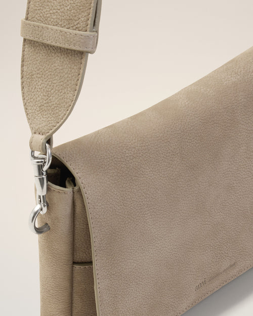 Sac Messenger A Rabat Carrousel Gris en Cuir De Vache - Femme - 13 - AMI Paris - Ami Paris