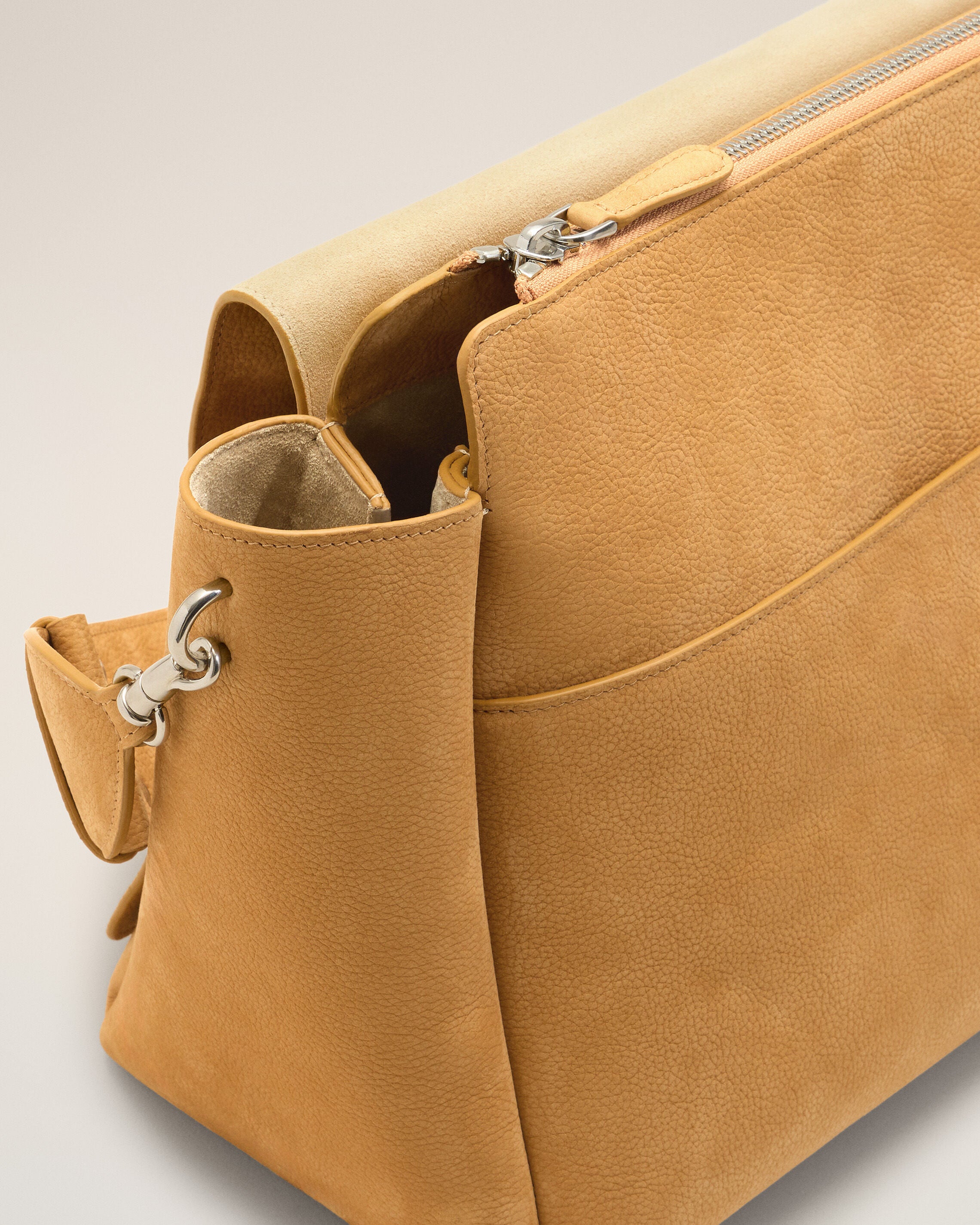 Yellow Cow Leather Large Flap Carrousel Bag - 14