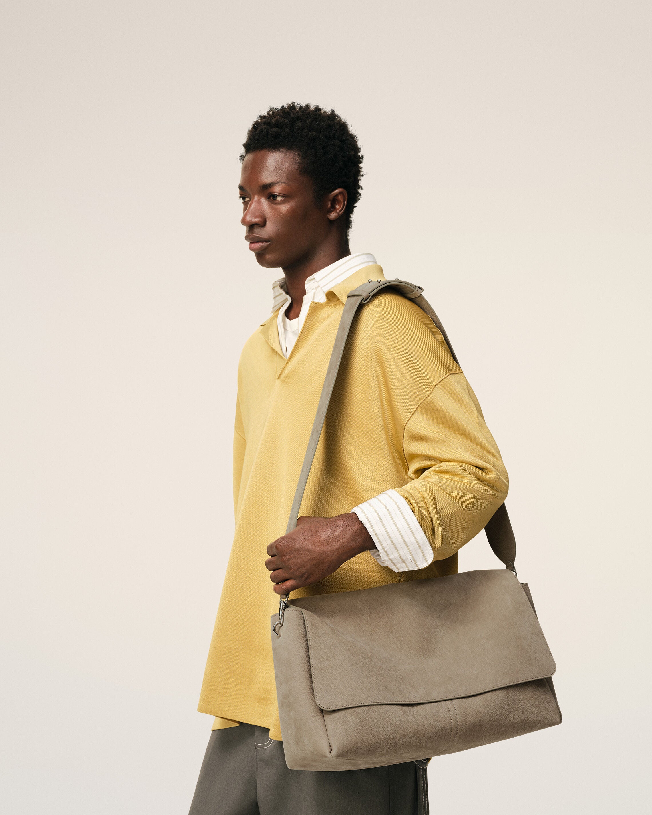 Grey Cow Leather Large Flap Carrousel Bag - 2