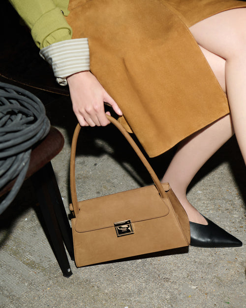 Petit Sac Mimi Marron en Cuir De Veau - 14 - Ami Paris