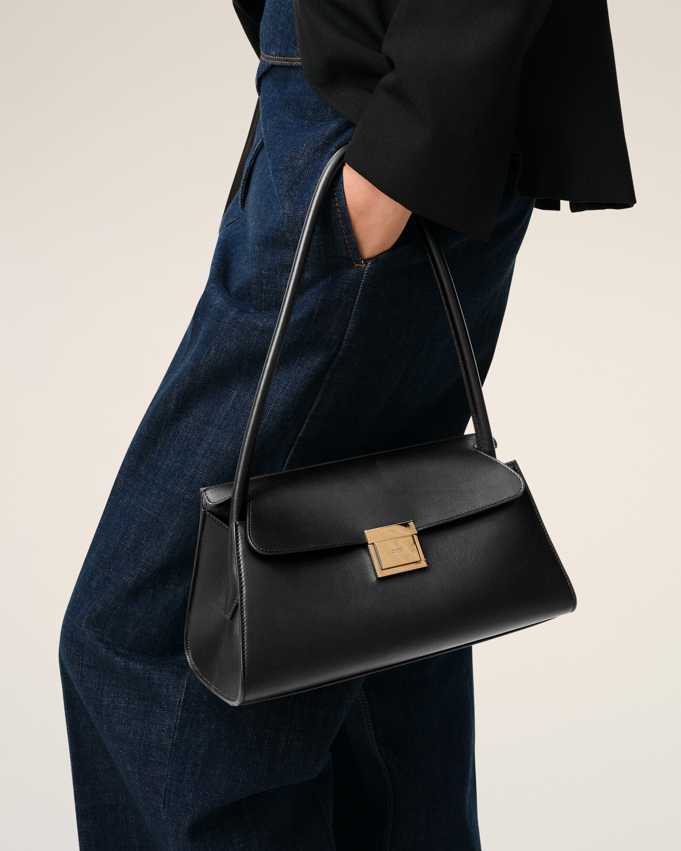 Petit Sac Mimi Noir en Cuir De Veau - 9