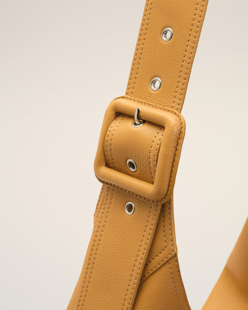 Sac Porte Croisé Etienne Jaune en Cuir De Taurillon - Homme - 4 - AMI Paris - Ami Paris