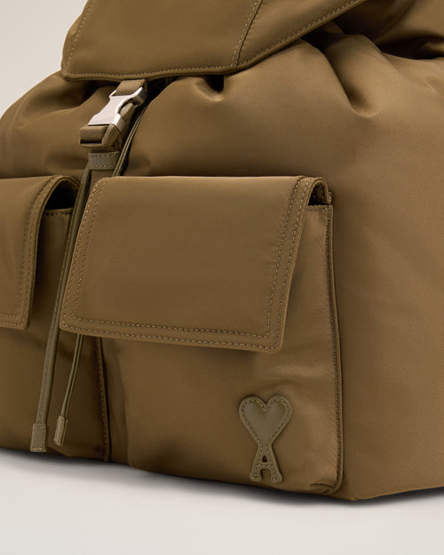 Mochila Marcel marrón de nailon con solapa - Hombre - 5 - AMI Paris - Ami Paris