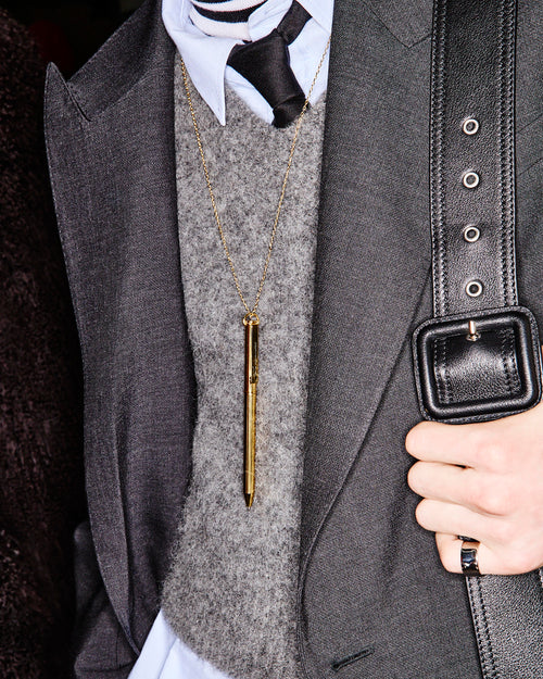 Collar con colgante de bolígrafo en latón dorado - Hombre - 4 - AMI Paris - Ami Paris
