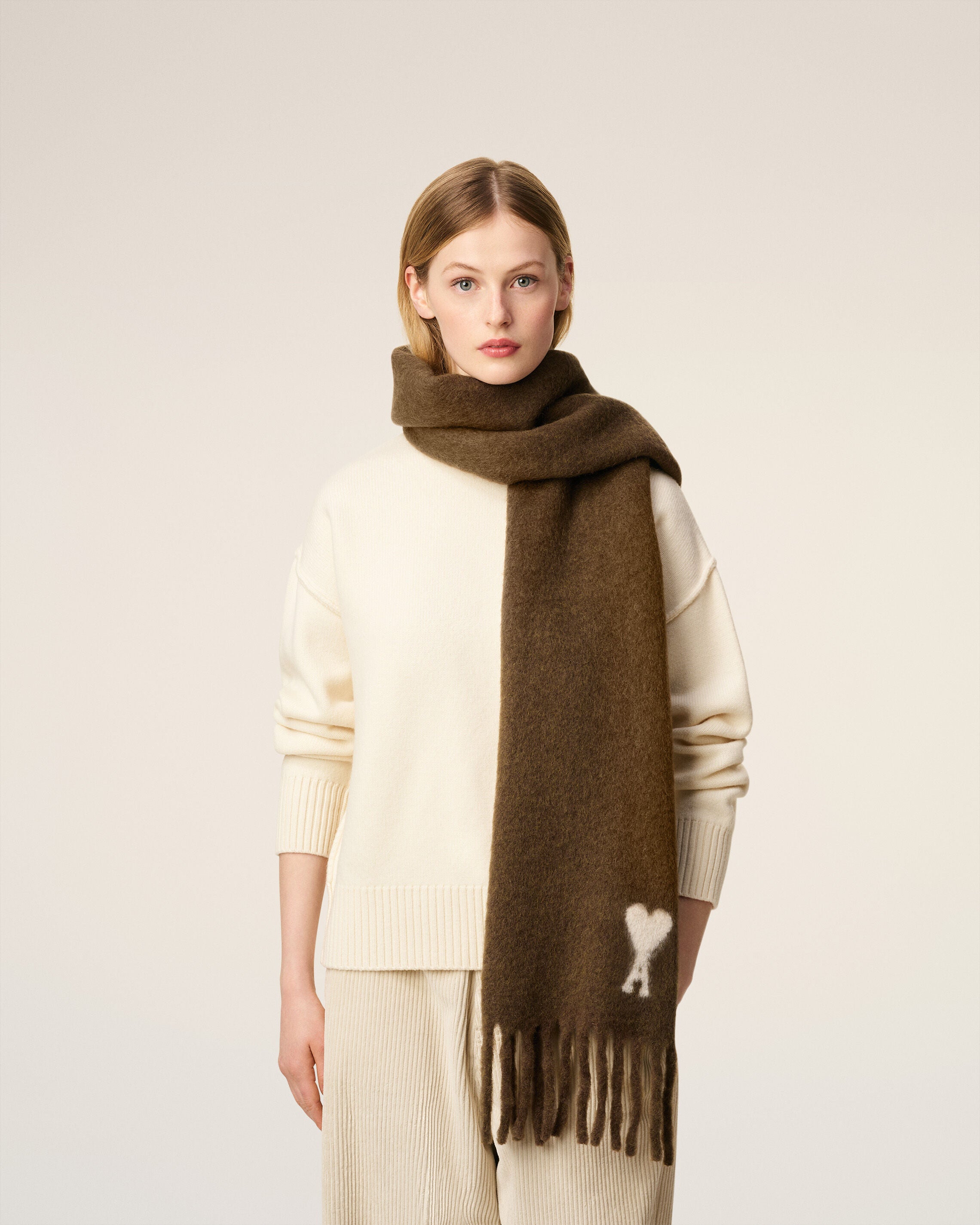 HAZELNUT Brown Alpaca Off White Ami De Coeur Scarf | AMI PARIS