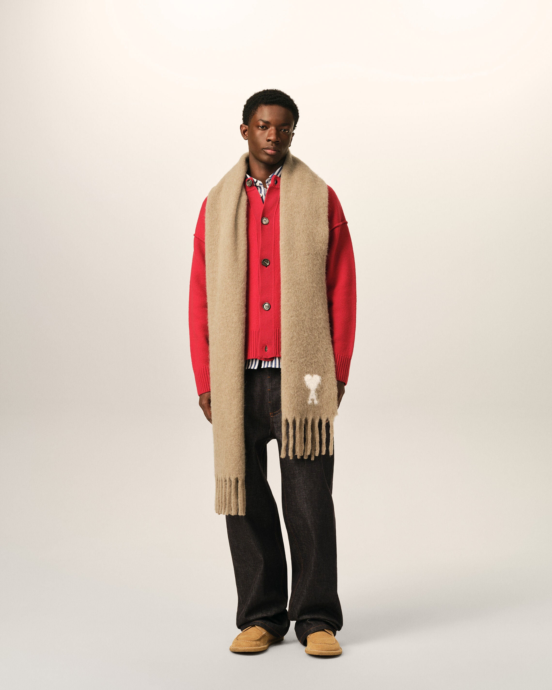 Beige alpaca scarf with Ami de Coeur - 2