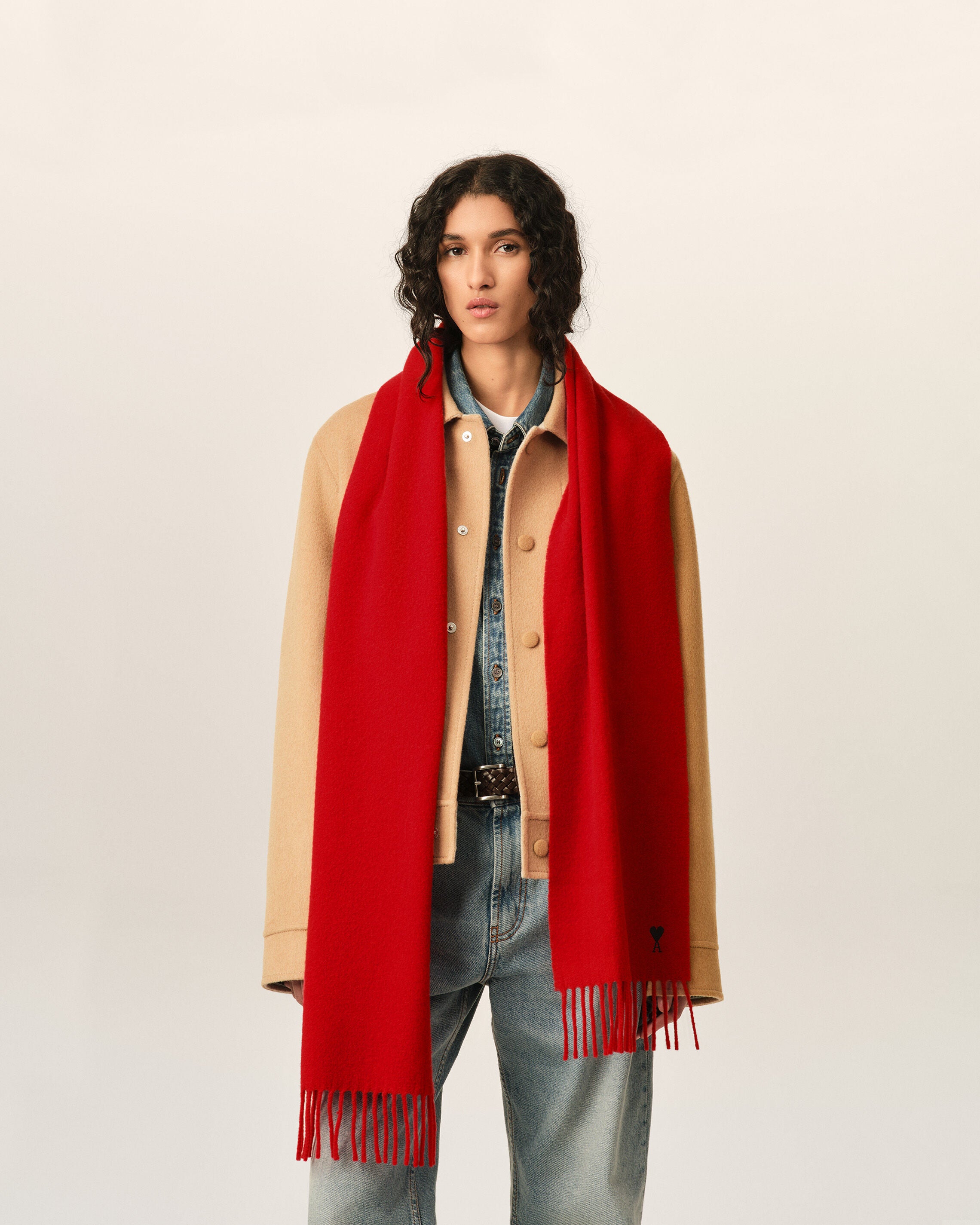 Red wool scarf with Ami de Coeur - 5